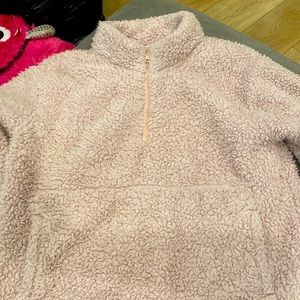 Gap women’s sweater medium